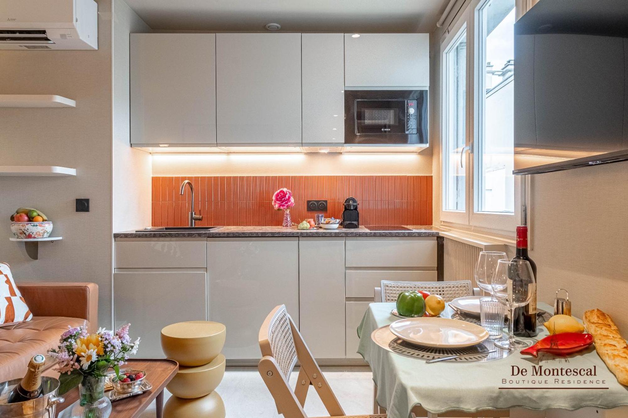 De Montescal Montparnasse Ac Appartment In A Prime Location 22 -36M2 Paris Exterior foto